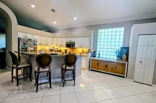 7628 Eagle Point Dr, Delray Beach, FL 33446 - Photo 14