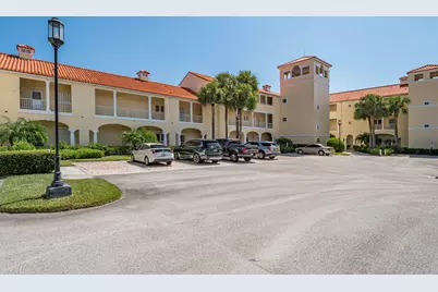 5060 Harmony Circle #105, Vero Beach, FL 32967 - Photo 2