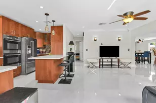 1218 SW 2nd Ave, Pompano Beach, FL 33060 - Photo 1