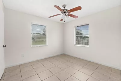 4807 Gulfstream Road, Lake Worth, FL 33461 - Photo 16