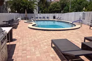 2555 NE 11th St, Fort Lauderdale, FL 33304 - Photo 14