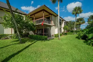 13400 Polo Rd W, Wellington, FL 33414 - Photo 22