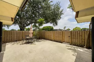 187 Charter Way, West Palm Beach, FL 33407 - Photo 6