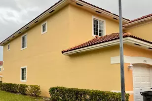 4987 SE Mariner Garden Circle SE, Stuart, FL 34997 - Photo 2