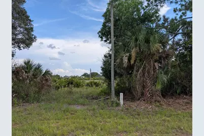 3015 64th Street W, Lehigh Acres, FL 33971 - Photo 8