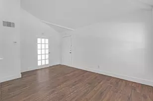 8771 NW 39th St, Sunrise, FL 33351 - Photo 22