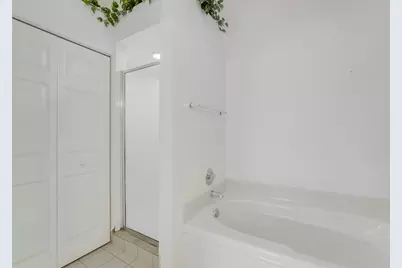 3254 Jog Park Drive, Greenacres, FL 33467 - Photo 24