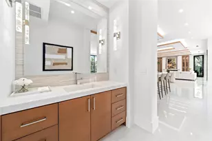 24 Fiesta Way, Fort Lauderdale, FL 33301 - Photo 16