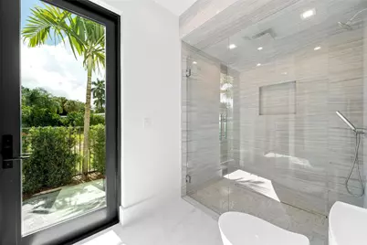24 Fiesta Way, Fort Lauderdale, FL 33301 - Photo 20