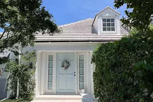 117 Via Vizcaya, Palm Beach, FL 33480 - Photo 2