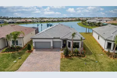 818 SE Courances Drive, Port Saint Lucie, FL 34984 - Photo 1