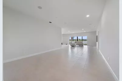 818 SE Courances Drive, Port Saint Lucie, FL 34984 - Photo 10