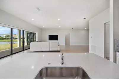 818 SE Courances Drive, Port Saint Lucie, FL 34984 - Photo 14