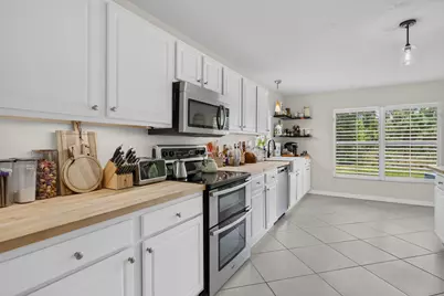 5758 Benbow Court, Port Saint Lucie, FL 34986 - Photo 10