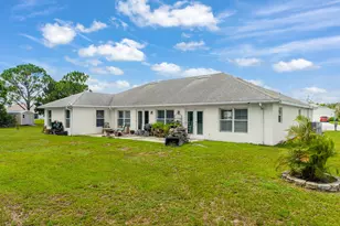 5758 Benbow Ct, Port Saint Lucie, FL 34986 - Photo 24