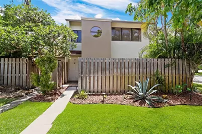 324 City View Drive, Fort Lauderdale, FL 33311 - Photo 1