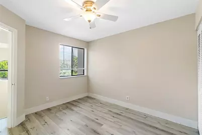 324 City View Drive, Fort Lauderdale, FL 33311 - Photo 22