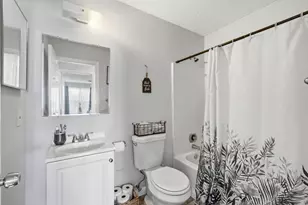 1074 SW Barbarosa Ave SW, Port Saint Lucie, FL 34953 - Photo 32