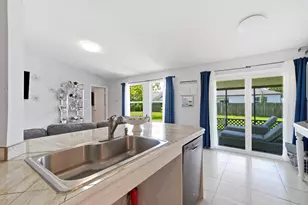 1074 SW Barbarosa Ave SW, Port Saint Lucie, FL 34953 - Photo 18
