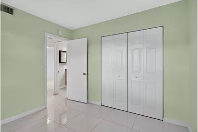 5540 Lakeside Drive #102, Margate, FL 33063 - Photo 12