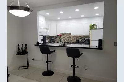 19370 Collins Avenue #623, Sunny Isles Beach, FL 33160 - Photo 4