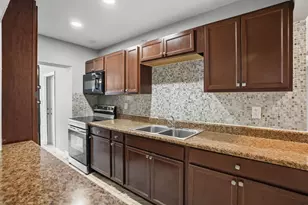 1751 Lauderdale Manor Dr, Fort Lauderdale, FL 33311 - Photo 4