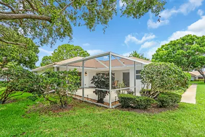7904 Chapman Oak Court, Palm Beach Gardens, FL 33410 - Photo 1