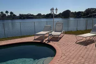 2181 NW 94th Ave, Pembroke Pines, FL 33024 - Photo 8