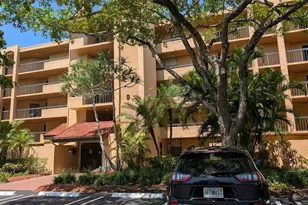 450 Egret Cir, Delray Beach, FL 33444 - Photo 1