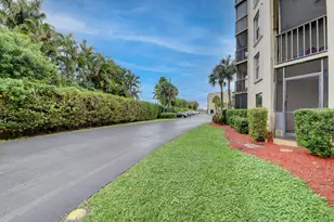 890 N Federal Hwy, Lantana, FL 33462 - Photo 38