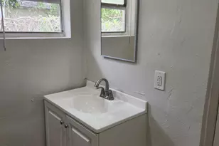 134 W 24th W, Riviera Beach, FL 33404 - Photo 4