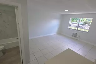 7311 Venetian St, Miramar, FL 33023 - Photo 6