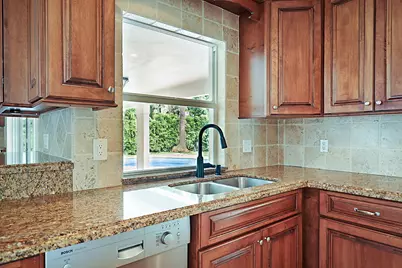 5110 NE 30th Avenue NE, Lighthouse Point, FL 33064 - Photo 12