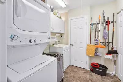 141 Date Palm Drive, Lake Park, FL 33403 - Photo 20
