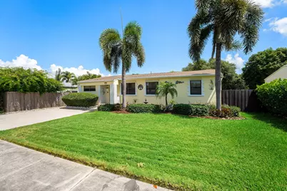 141 Date Palm Drive, Lake Park, FL 33403 - Photo 34