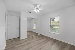 136 Sparrow Dr, Royal Palm Beach, FL 33411 - Photo 20