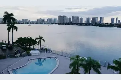 16546 NE 26th Avenue #6J, North Miami Beach, FL 33160 - Photo 2