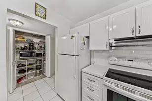 255 S Cypress Rd, Pompano Beach, FL 33060 - Photo 20