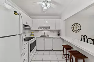 255 S Cypress Rd, Pompano Beach, FL 33060 - Photo 14