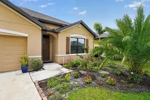 6282 NW Regent St, Port Saint Lucie, FL 34983 - Photo 2