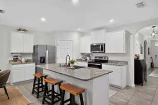 6282 NW Regent St, Port Saint Lucie, FL 34983 - Photo 8