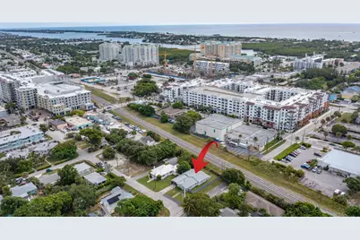 222 SE 3rd Street, Boynton Beach, FL 33435 - Photo 1