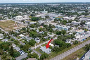 222 SE 3rd St, Boynton Beach, FL 33435 - Photo 2