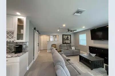 222 SE 3rd Street, Boynton Beach, FL 33435 - Photo 12