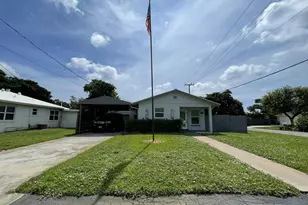 222 SE 3rd St, Boynton Beach, FL 33435 - Photo 4