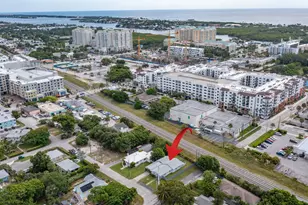 222 SE 3rd St, Boynton Beach, FL 33435 - Photo 6