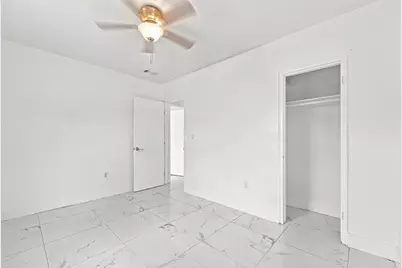 8800 NW 33 Avenue Road, Miami, FL 33147 - Photo 22