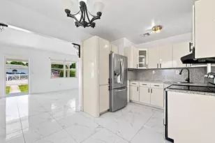 8800 NW 33 Ave Rd, Miami, FL 33147 - Photo 8
