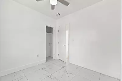 8800 NW 33 Avenue Road, Miami, FL 33147 - Photo 20