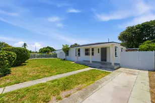 8800 NW 33 Ave Rd, Miami, FL 33147 - Photo 2